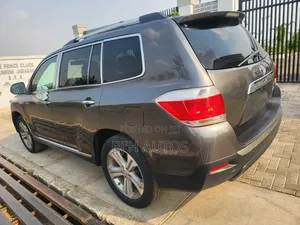 Toyota Highlander 2012 Gray
