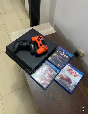 500GB CCC PlayStation 4, With 2 Pads for Sale
