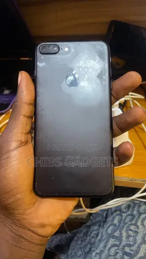 Apple iPhone 7 Plus 32 GB Black