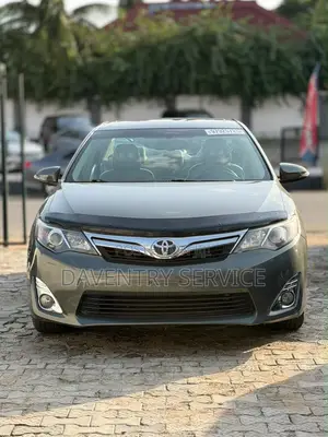 Toyota Camry 2014 Gray