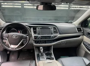 Toyota Highlander 2017 Gray