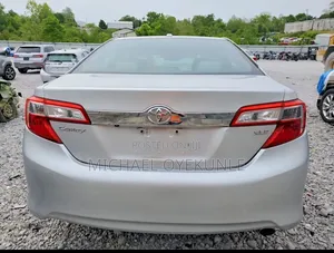 Toyota Camry 2012 Silver