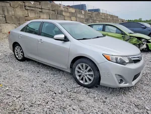 Toyota Camry 2012 Silver