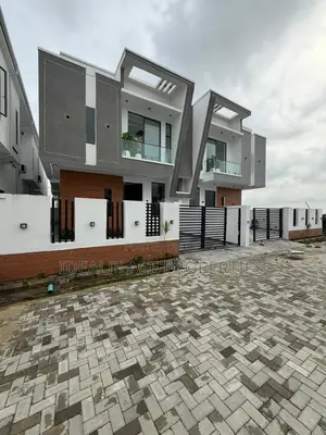 4bdrm Duplex in Ado / Ajah for sale