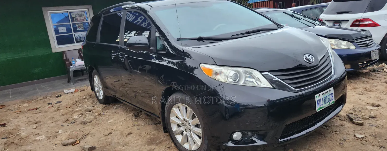 Toyota Sienna 2012 Black