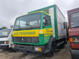 Mercedes Benz 814 Cargo Truck [Short Flame]