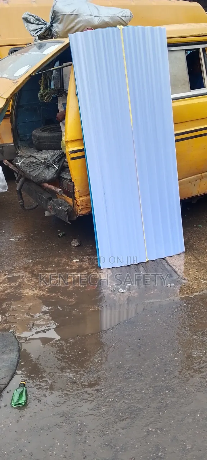 Plastic Roofing Sheet Available