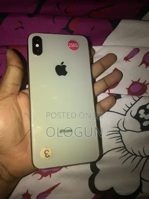 Apple iPhone XS Max 256 GB Gold