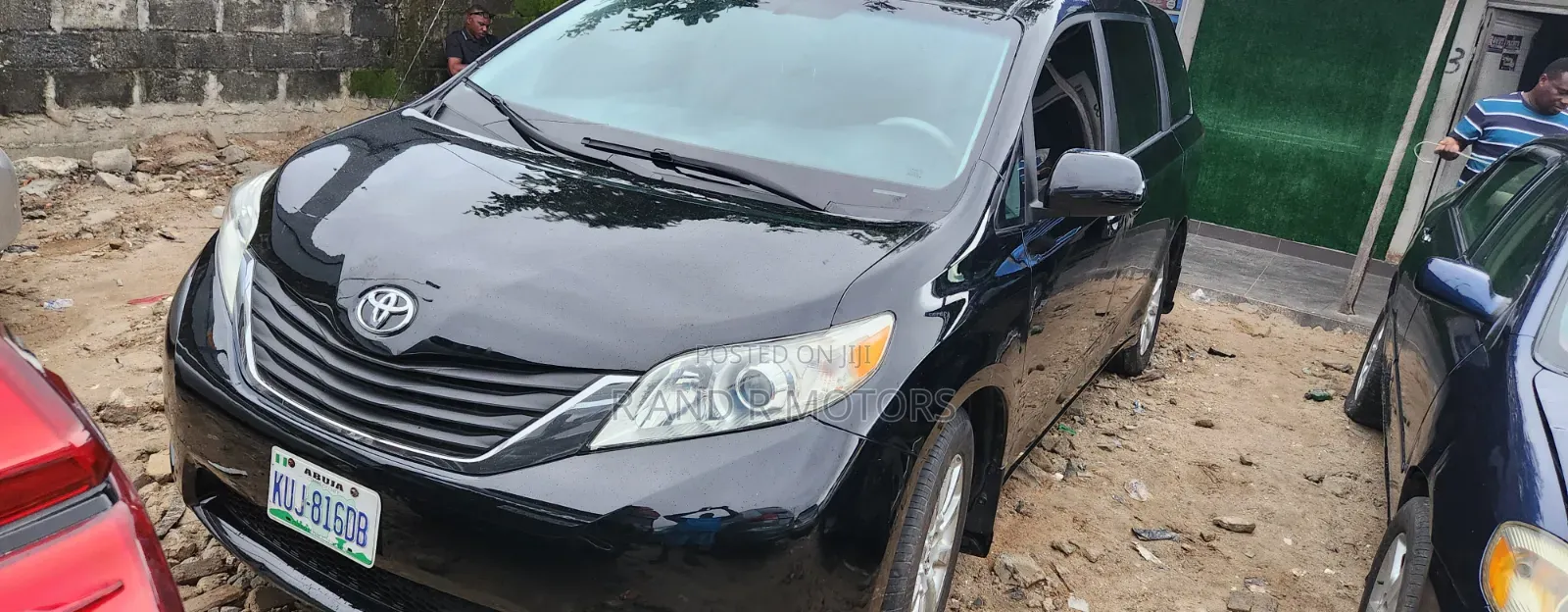 Toyota Sienna 2012 Black