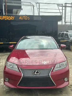 Lexus ES 2014 Red