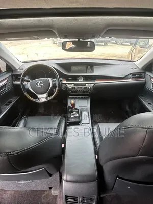 Lexus ES 2014 Red