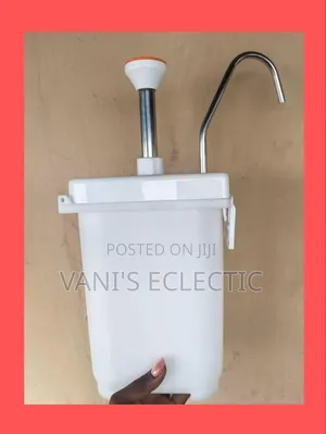 Plastic Sauce Pump