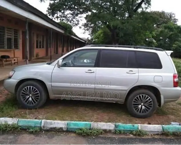 Toyota Highlander 2005 Silver