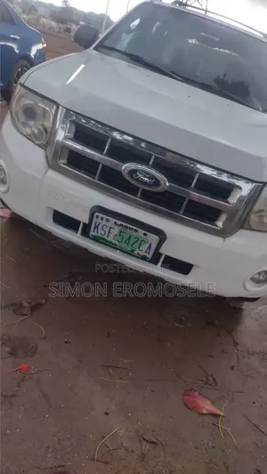 Ford Escape XLT 2011 White