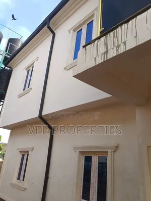 2bdrm Block of Flats in Benin City for rent