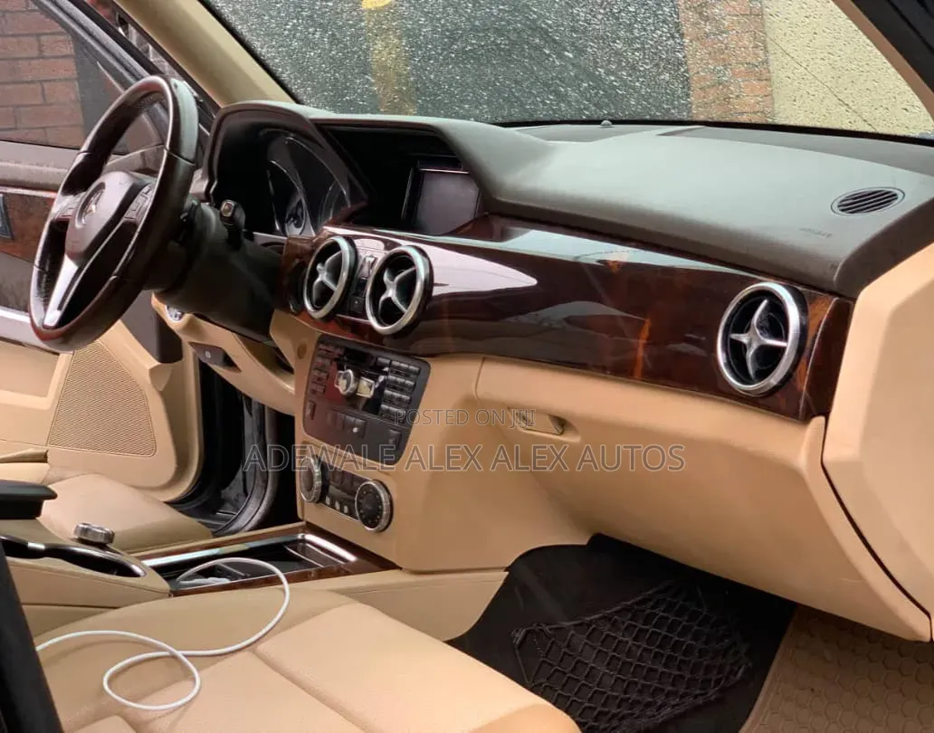 Mercedes-Benz GLK-Class 2013 Black