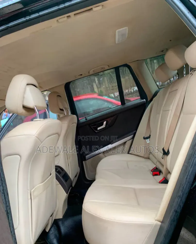 Mercedes-Benz GLK-Class 2013 Black