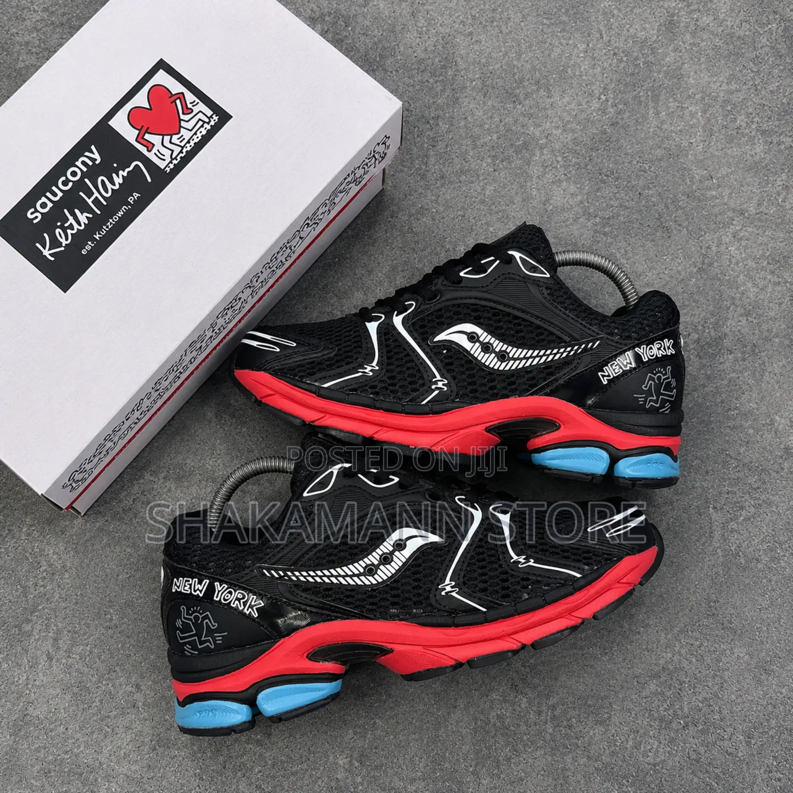 Original Saucony Pro Grid Triumph 4 NOW AVAILABLE IN THREE COLORWAY“