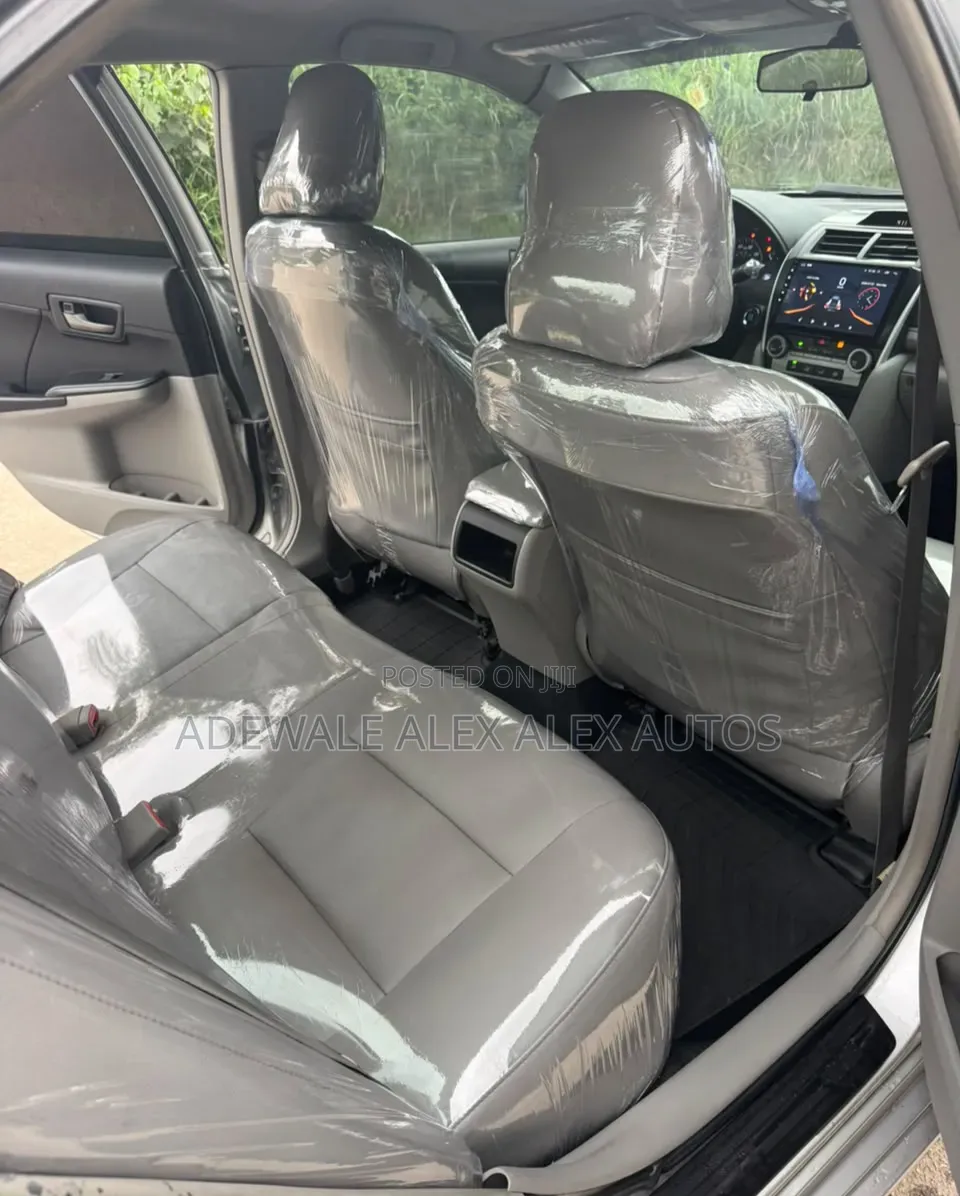 Toyota Camry 2012 Silver