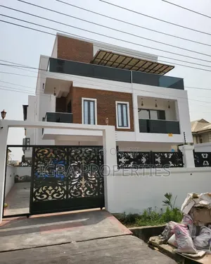 5bdrm Duplex in Magodo Isheri for sale