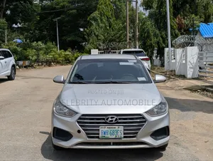 Hyundai Accent 2019 Silver