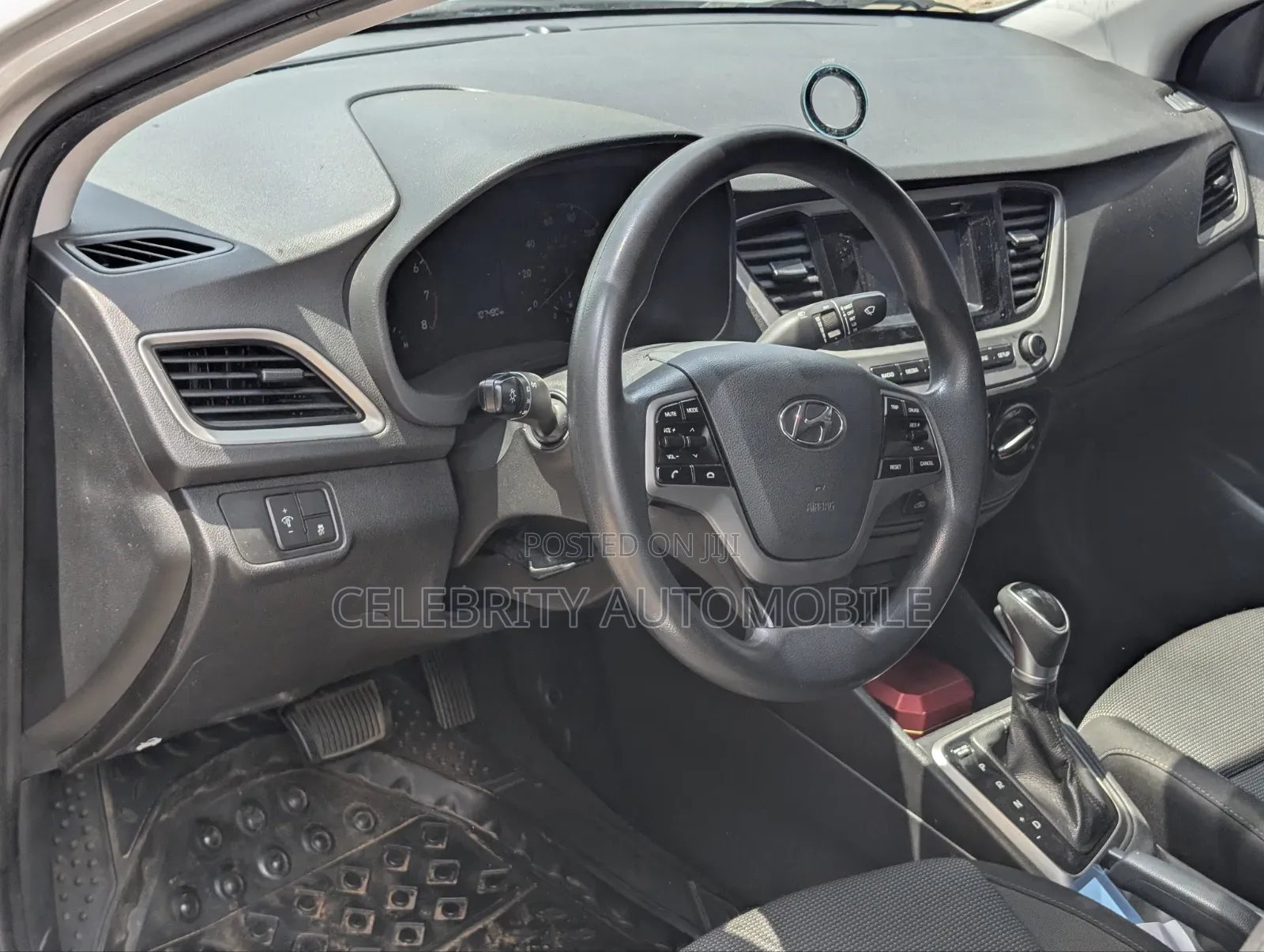 Hyundai Accent 2019 Silver