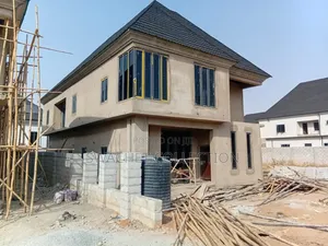 5bdrm Duplex in Sabon Lugbe for sale