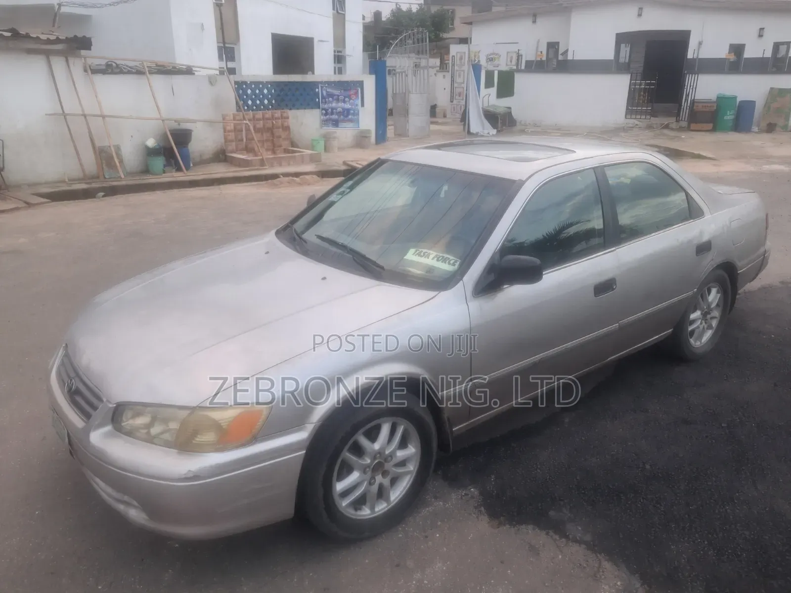 Toyota Camry Automatic 1999 Silver