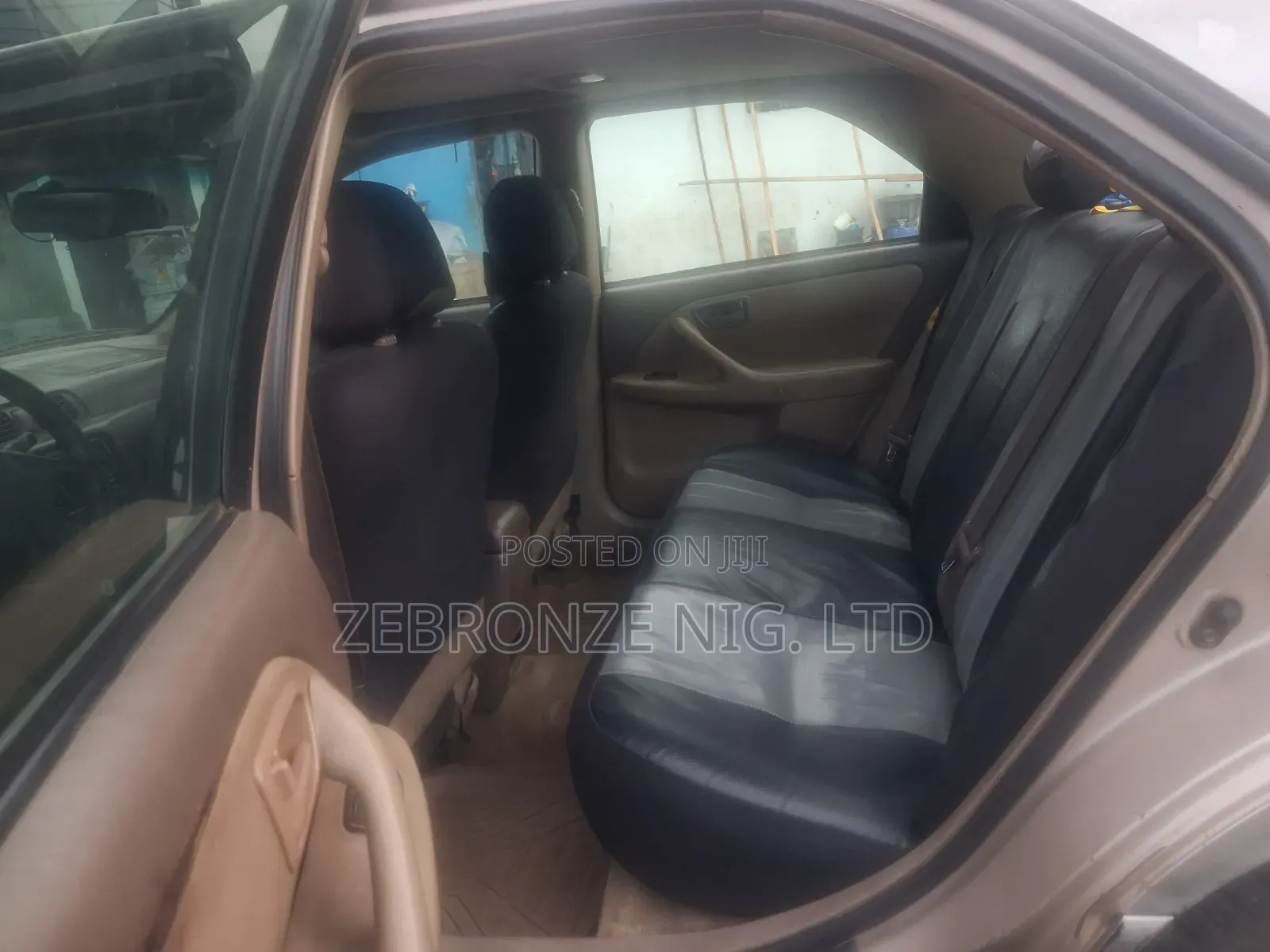 Toyota Camry Automatic 1999 Silver