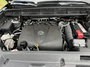 Toyota Highlander Platinum AWD 2023 Gray