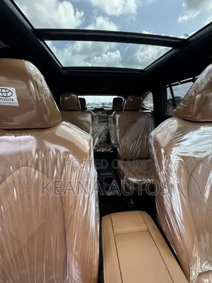 Toyota Highlander Platinum AWD 2023 Gray