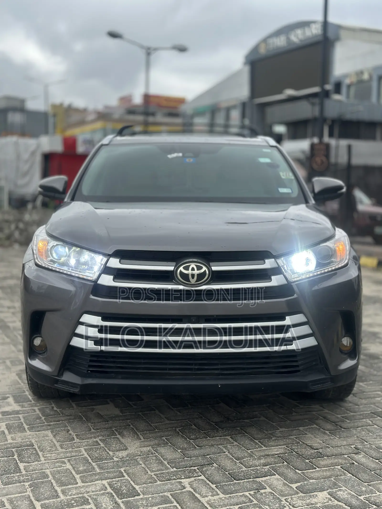 Toyota Highlander 2019 Silver