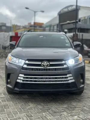 Toyota Highlander 2019 Silver