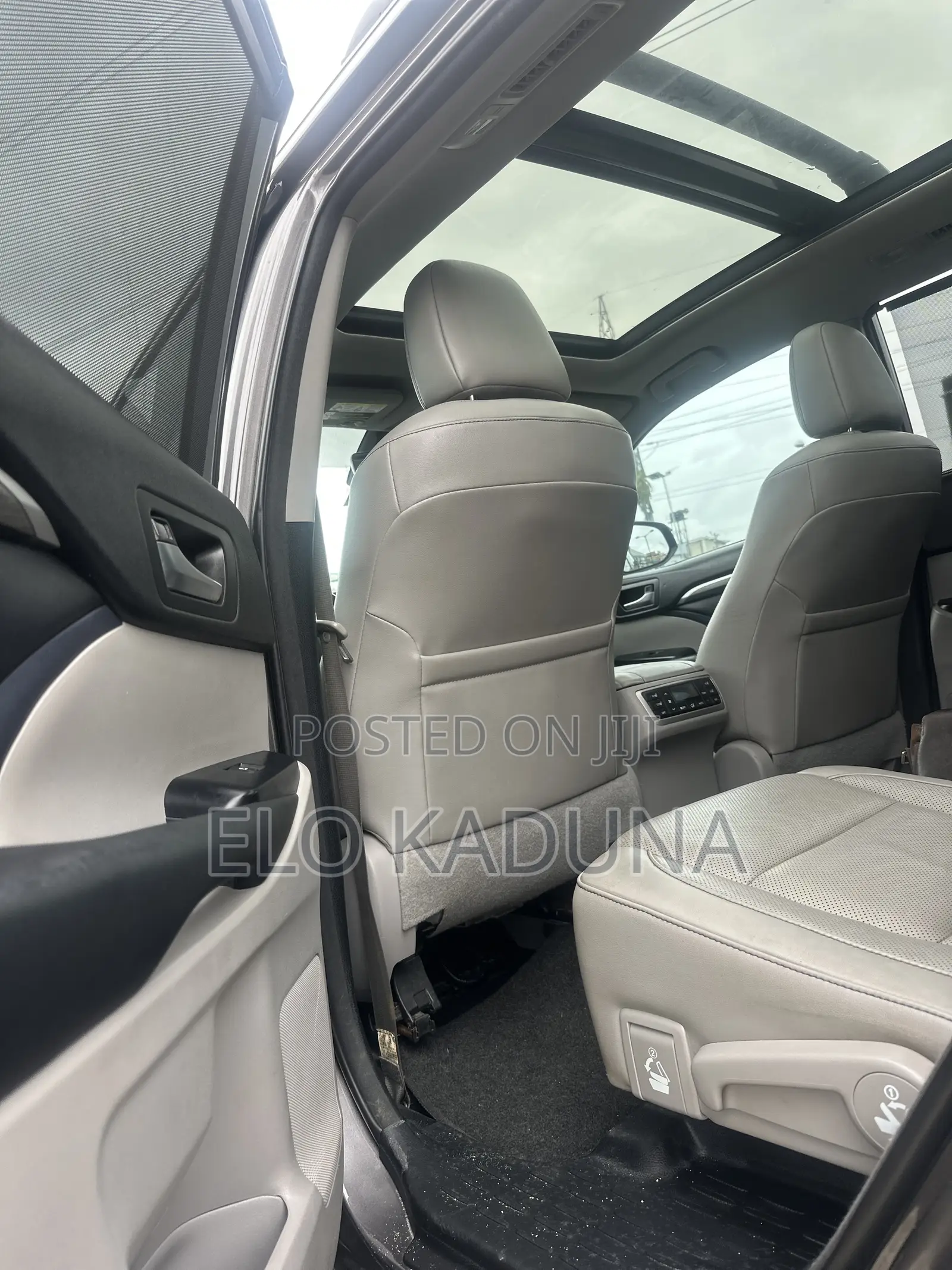 Toyota Highlander 2019 Silver