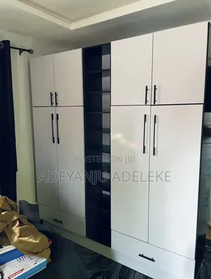 Wardrobe Closet