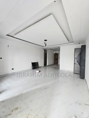 3bdrm Apartment in Gbagada, Pedro for sale
