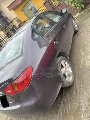 Hyundai Elantra 2009 Purple