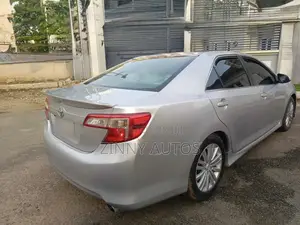 Toyota Camry 2014 Silver