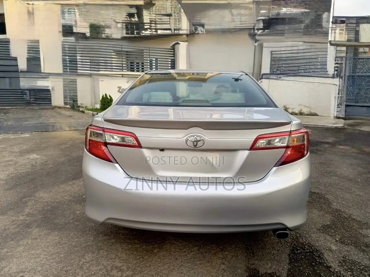 Toyota Camry 2014 Silver