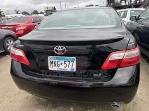 Toyota Camry XLE 4dr Sedan (2.4L 4cyl 5A) 2009 Black