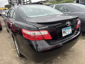 Toyota Camry XLE 4dr Sedan (2.4L 4cyl 5A) 2009 Black