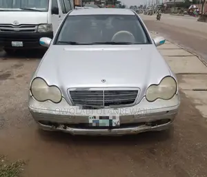 Mercedes-Benz C230 2006 Silver
