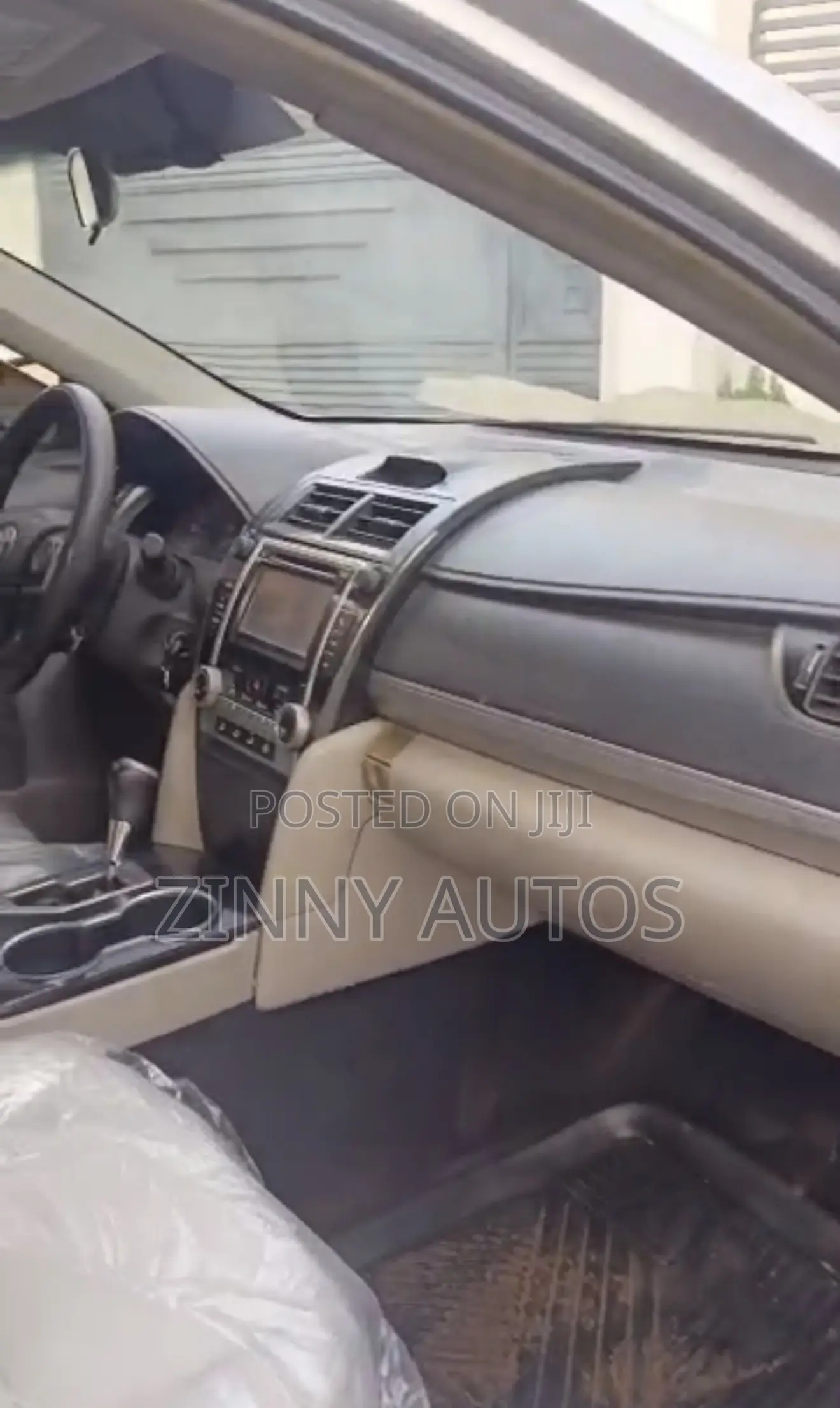 Toyota Camry 2014 Silver