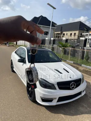 Mercedes-Benz C300 Sport 4Matic Sedan AWD (3.5L 6cyl 7A) 2014 White