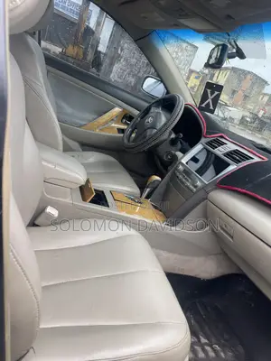 Toyota Camry LE V6 4dr Sedan (3.5L 6cyl 6AM) 2008 Silver