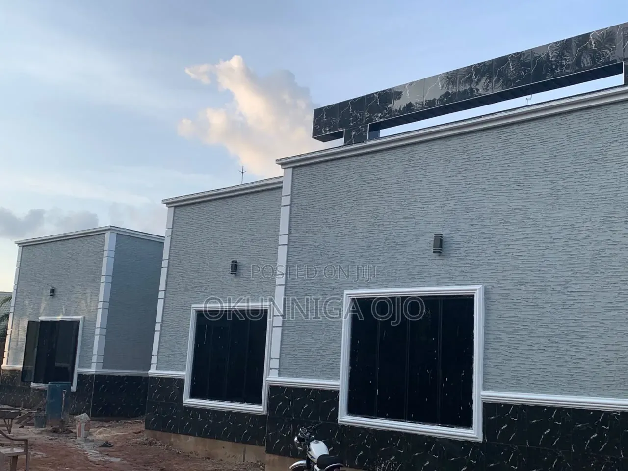 Gravitex Paint