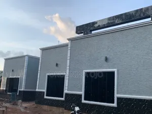 Gravitex Paint