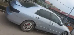 Honda Accord 2004 Silver