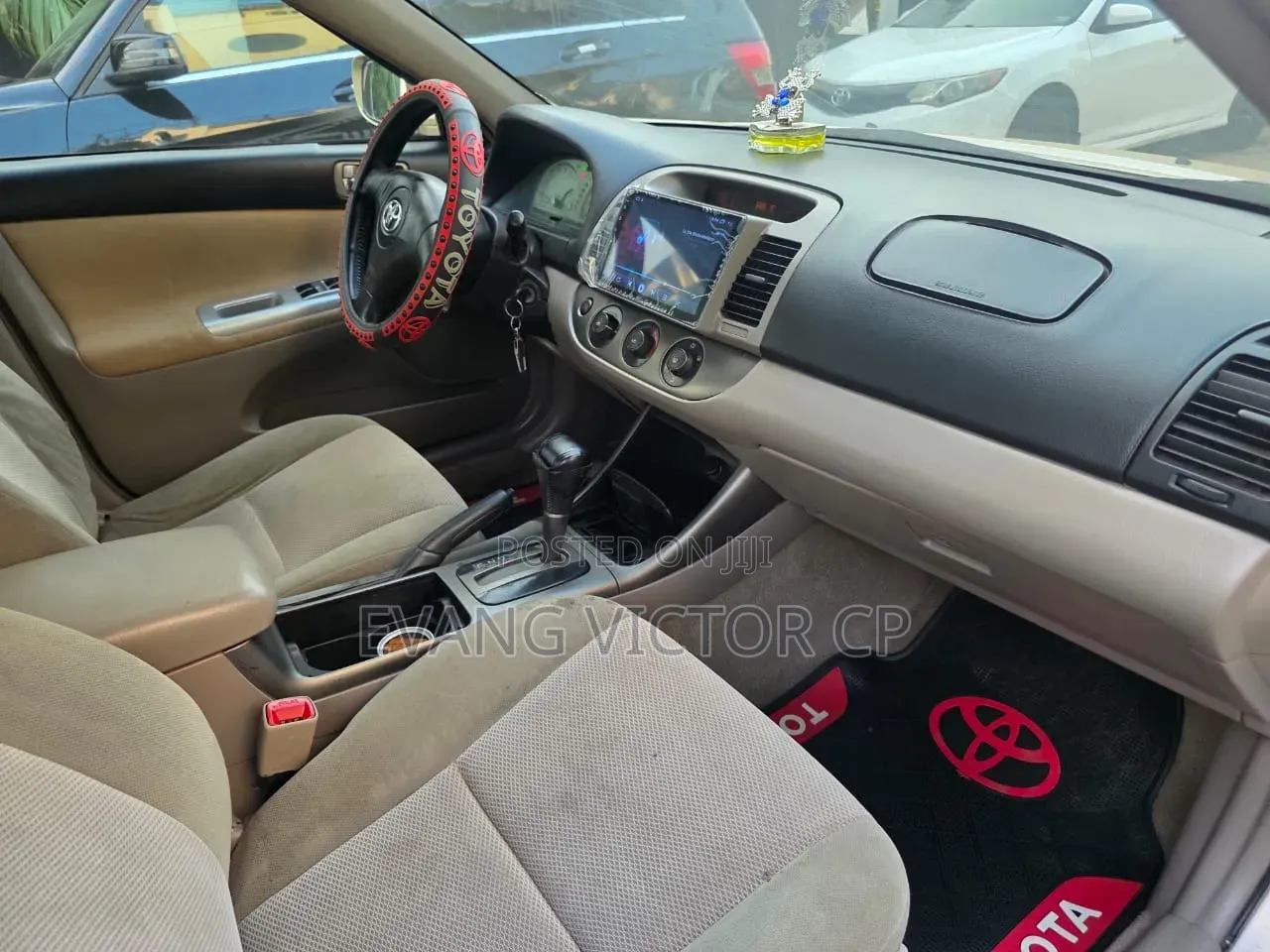 Toyota Camry 2004 Gold