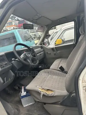 Volkswagen Transporter 2004 White